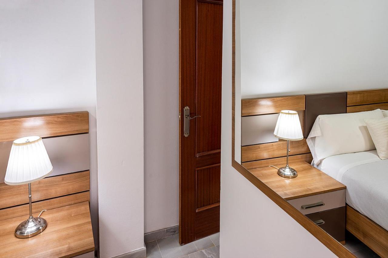 Apartament Alohamundi Feria Sewilla Zewnętrze zdjęcie